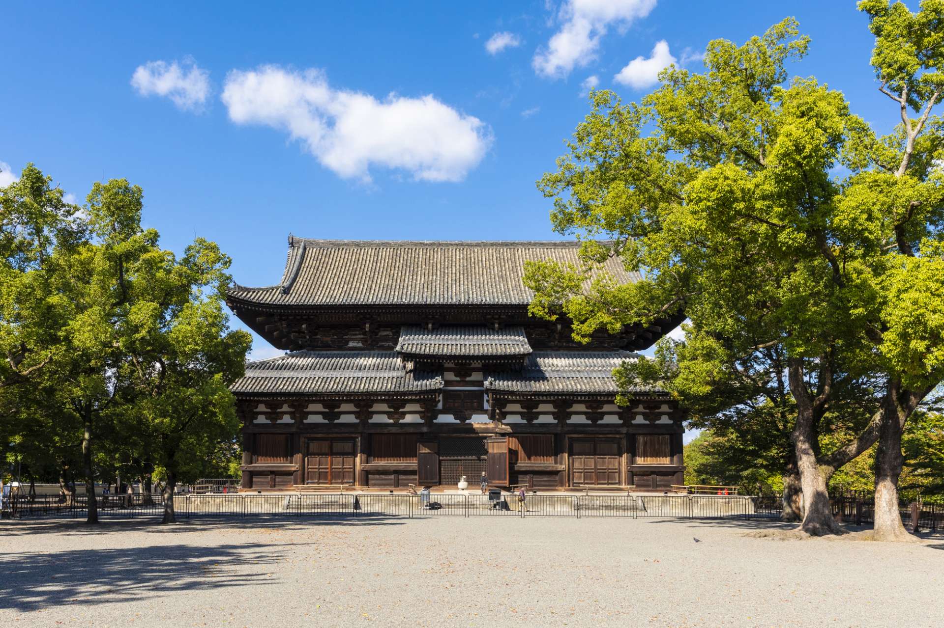 【東寺観光ガイド】世界遺産東寺の多様な魅力を満喫しよう！ | GOOD LUCK TRIP